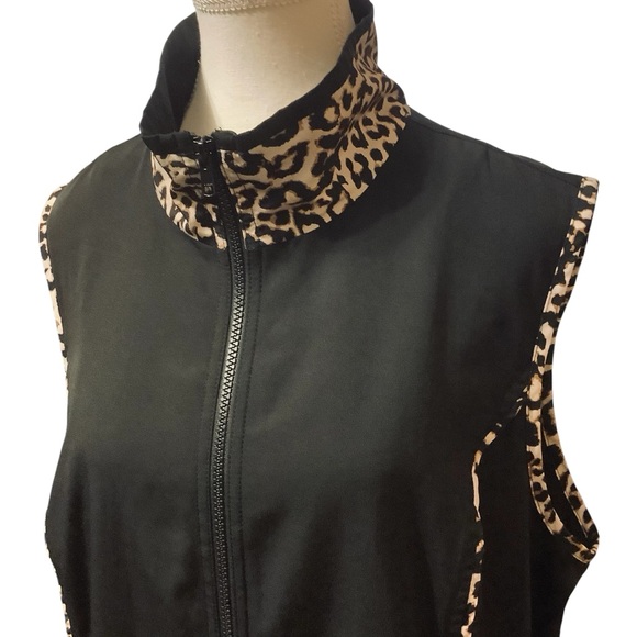 CJ BANKS BLACK WITH LEOPARD PRINT TRIM ZIP-UP SLEEVELESS VEST/ Size 1X - Picture 5 of 11